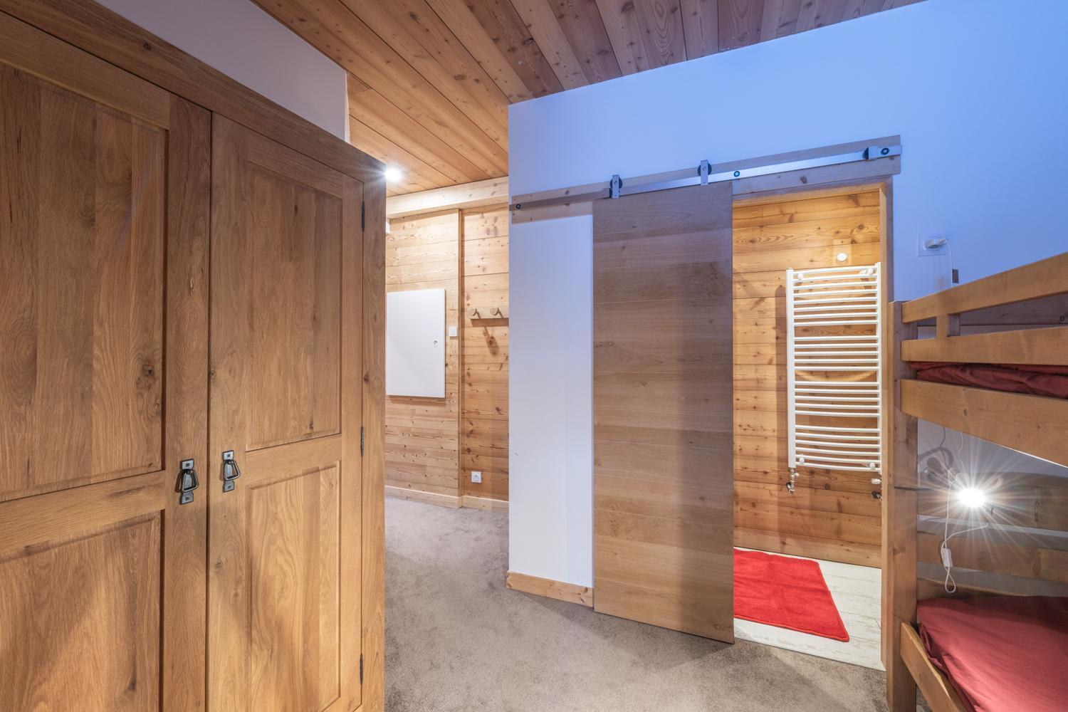 Chalet Alpe D'Huez 1850-Sea And Mountain Pleasure Avec 2 Appartements- 1 Appartement 3 Chambres 8 Couchages - 3 Salles D'Eau Et 1 Appartement 5 Chambres 12 Couchages 5 Salles D'Eau - Jacuzzi Et Sauna -Pieds Des Pistes Et Centre Eksteriør bilde