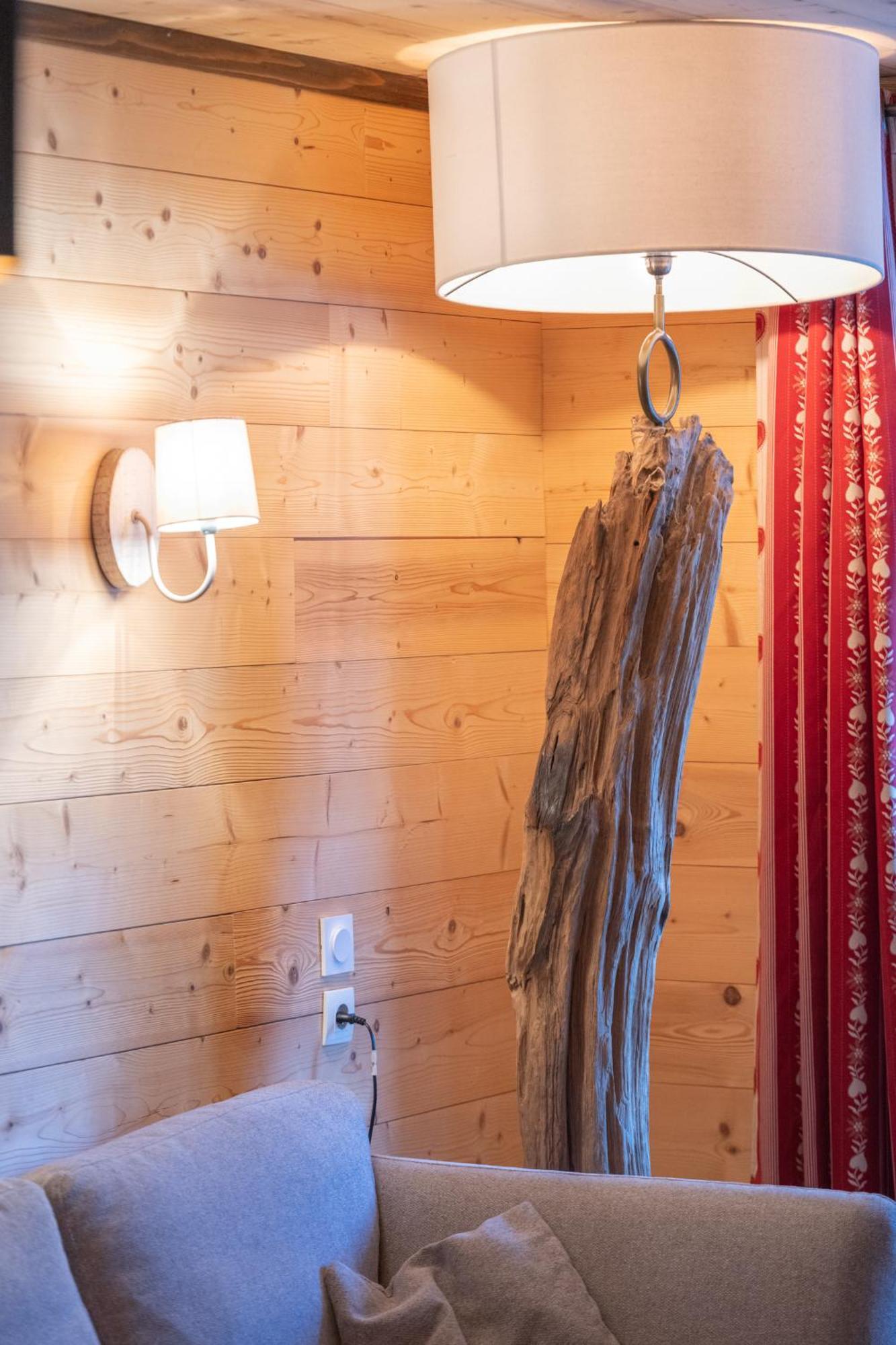 Chalet Alpe D'Huez 1850-Sea And Mountain Pleasure Avec 2 Appartements- 1 Appartement 3 Chambres 8 Couchages - 3 Salles D'Eau Et 1 Appartement 5 Chambres 12 Couchages 5 Salles D'Eau - Jacuzzi Et Sauna -Pieds Des Pistes Et Centre Eksteriør bilde